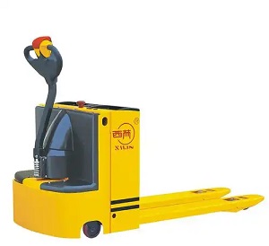 晋中叉车维修资质办理：自主申请与代办服务的利弊分析