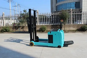 咸宁叉车维修资质代办多少钱？详解咸宁本地办理流程与费用