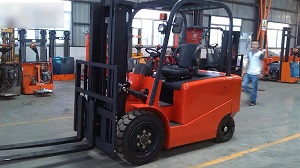 荆门叉车维修资质代办机构如何选？费用与服务的全面解析