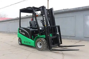 精打细算：在宜昌办叉车维修许可证，自己办vs找代办